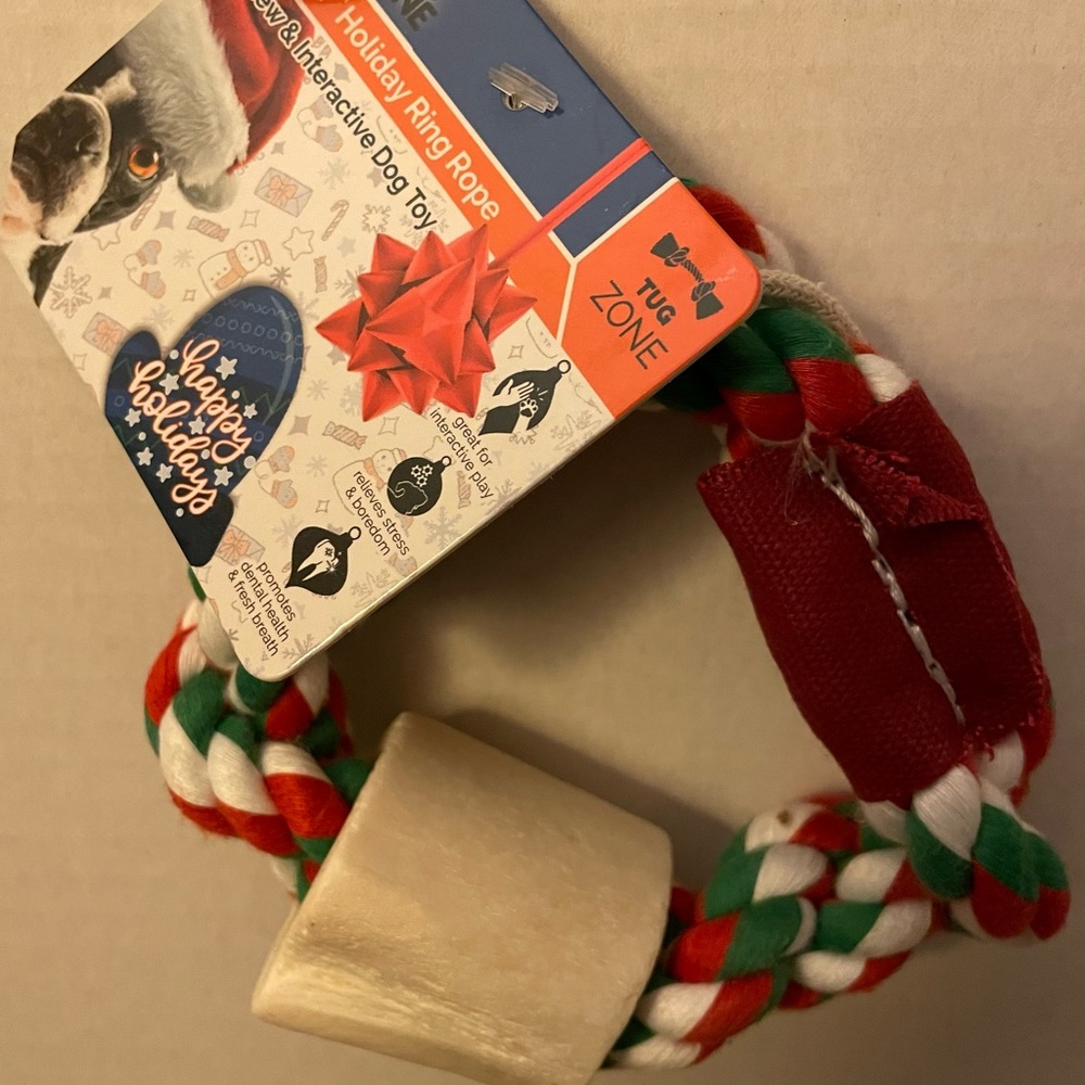 New Choy Holiday Ring Rope Dog Toy